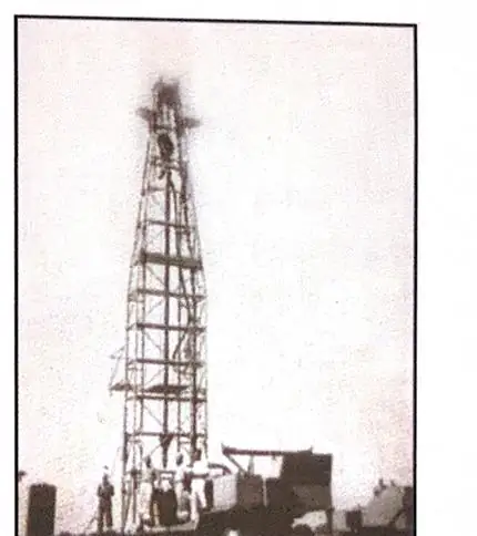 Direct rotary drilling machine operated in 1956
